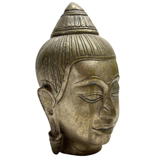 Patinierter thailändischer Buddha-Statuenkopf aus Bronze und Messing, exklusive buddhistische Wohndekoration und spirituelle asiatische Skulptur.