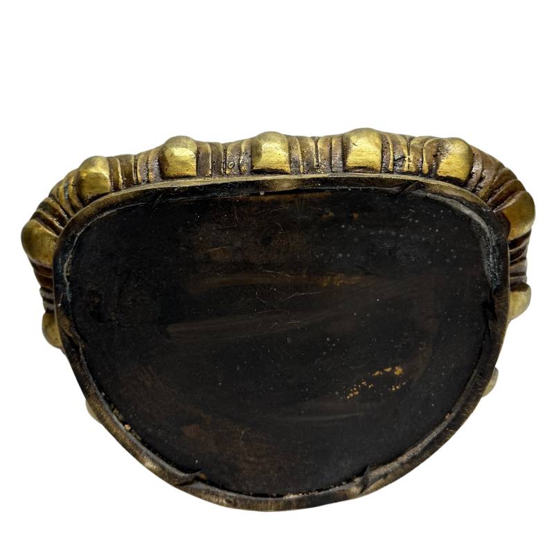 Chinesisches Bronze-Altarensemble mit Medizinbuddha und Zwillingspagodentürmen - 3-teilig