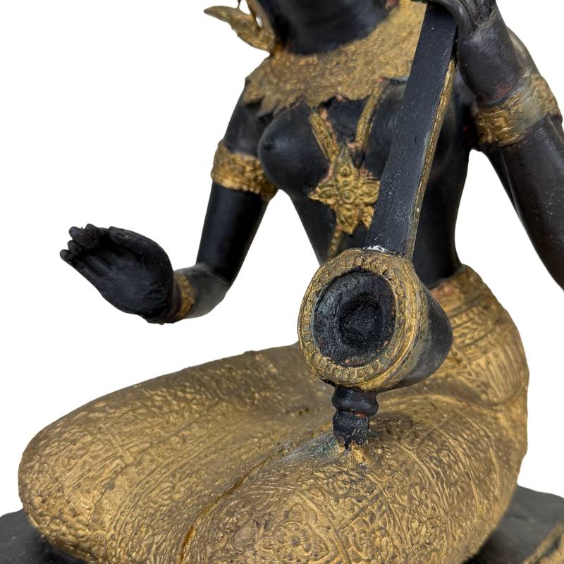Thailändischer Musiker Statue Bronze – Gold Schwarz Patina Tempelfigur
