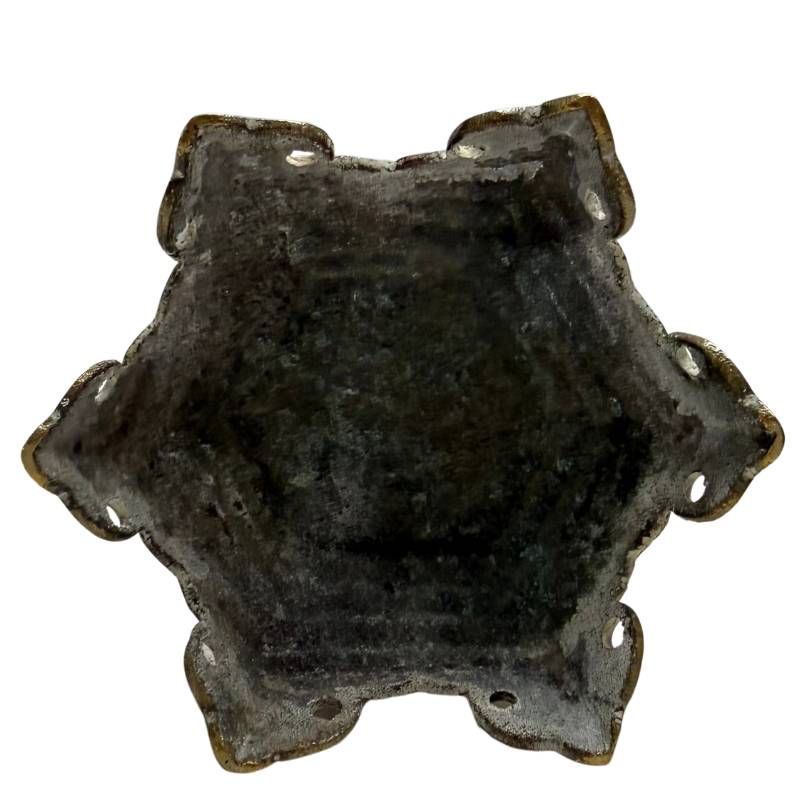 Chinesisches Bronze-Altarensemble mit Medizinbuddha und Zwillingspagodentürmen - 3-teilig