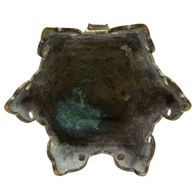 Chinesisches Bronze-Altarensemble mit Medizinbuddha und Zwillingspagodentürmen - 3-teilig