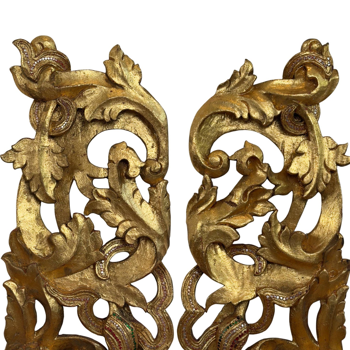 Monumentaler burmesischer Tempelgiebel-Ensemble (5-teilig, ca. 200 cm hoch) – Mandalay-Stil (ca. 1900)