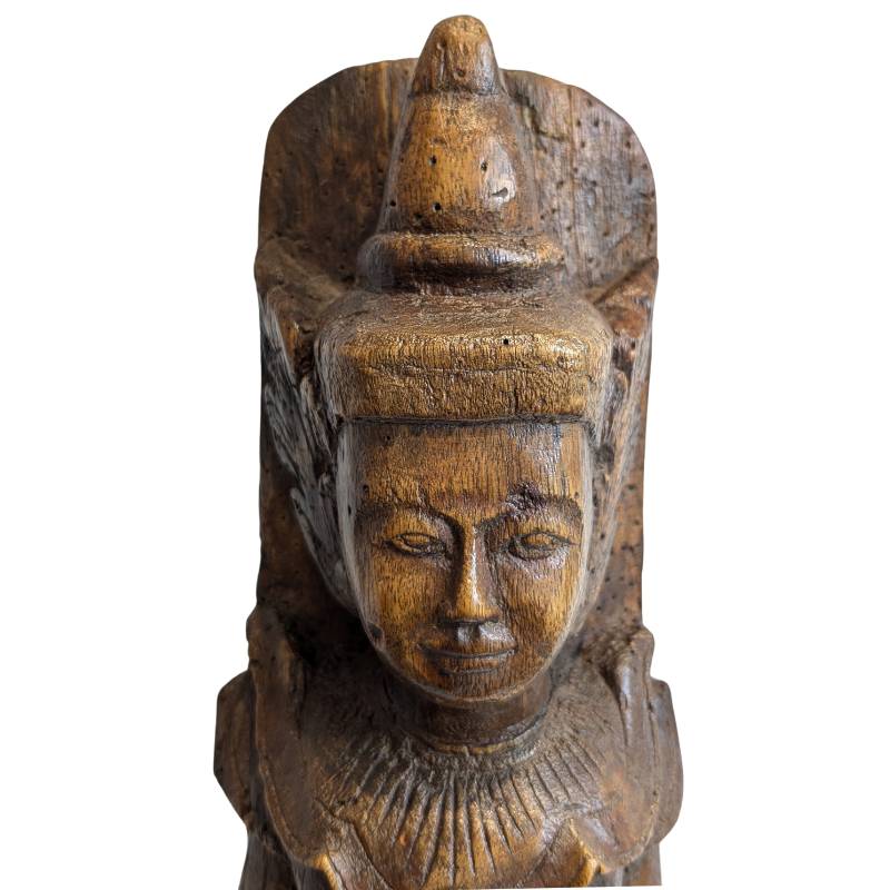 Burmesische Nat-Figur Thagyamin – Tempelstatue aus Holz, 19. Jahrhundert