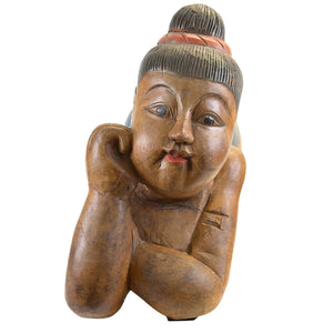 Monumentaler chinesischer liegender Tongzi – ein dekorativer 1920er