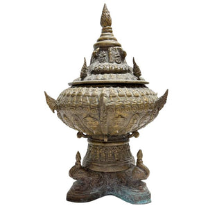 Antiker thailändischer Bronze-Reliquienhalter mit Elefanten und heiligem Amulett