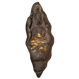 Antiker thailändischer Sangkatchai des 18./19. Jahrhunderts in Sankha (Muschel) – vergoldete Bronze – archaisches Wohlstands-Amulett