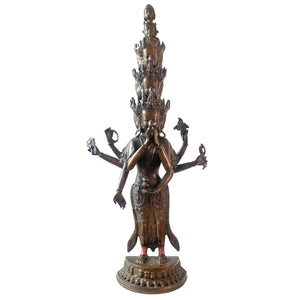 Antike tibetische Bronze – Avalokiteshvara mit 11 Köpfen (Ekadasamukha) – 60 cm