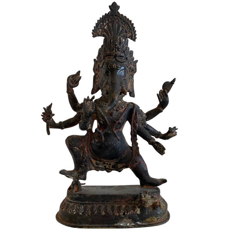 Antiek bronzen beeld van een dansende Ganesha met zes armen, Zuidoost-Aziatisch tempelbeeld