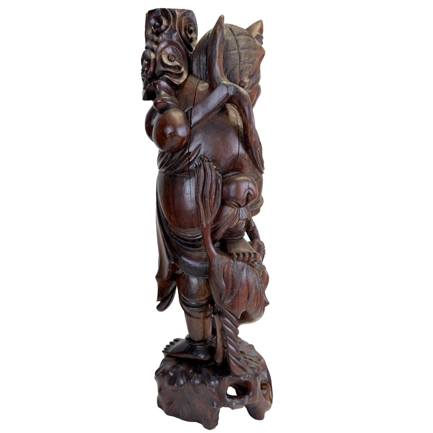 Rückansicht der handgeschnitzten Ebisu-Statue mit traditioneller Textur