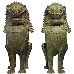 Paar Monumentale Singha Tempellöwen – Sehr Alte Hauswächter – 7,4 kg Bronze